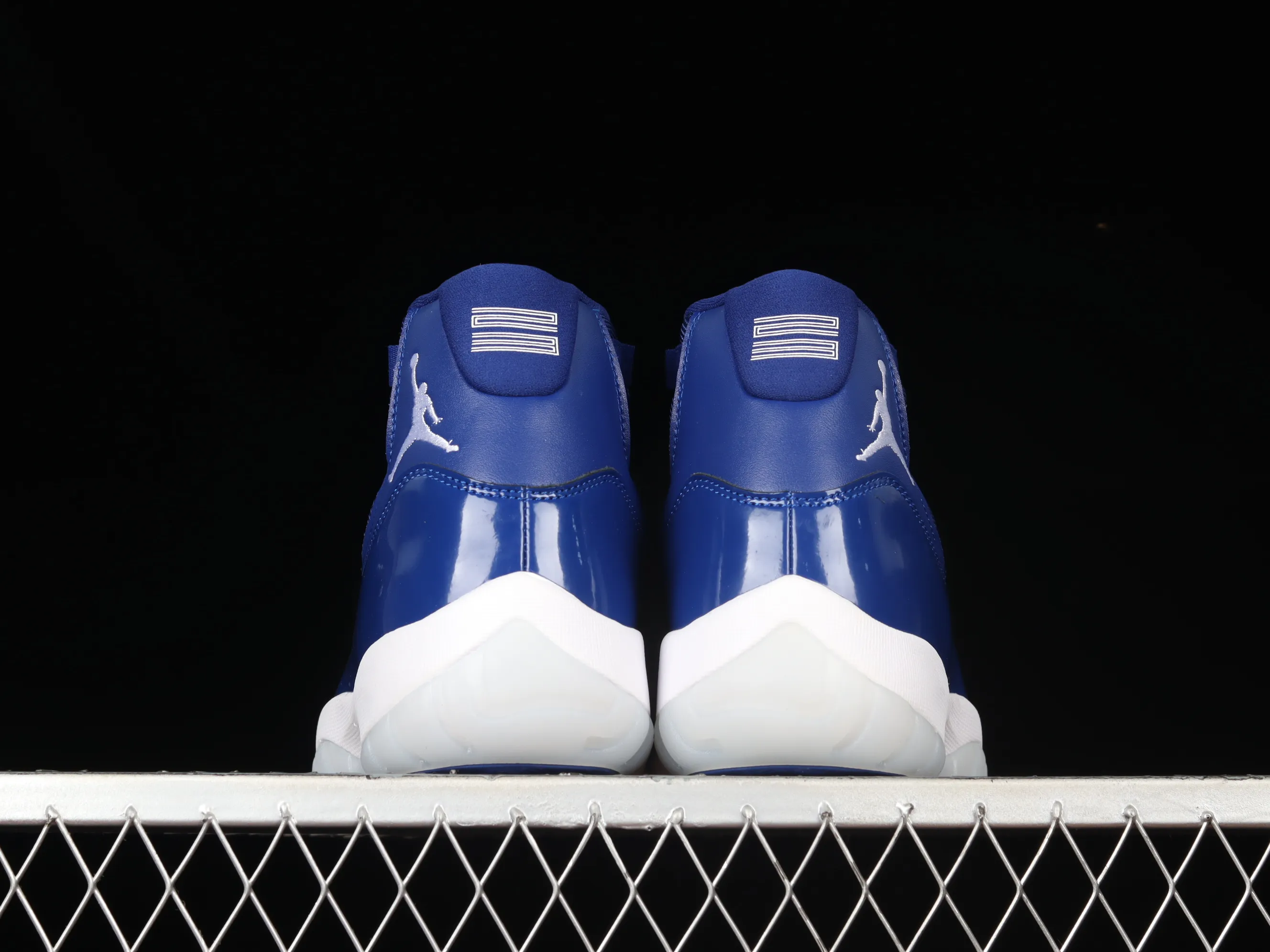 All categories Air Jordan Jordan series basketball shoes Air Jordan 11 pure original version Air Jordan 11 "Navy Blu" AJ11 Joe 11 navy blue high-top basketball shoes AT7802-115